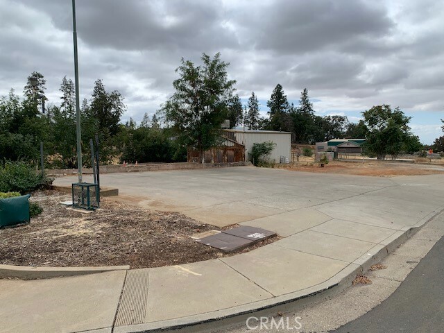 Property Photo: 6226 Skyway CA 95969