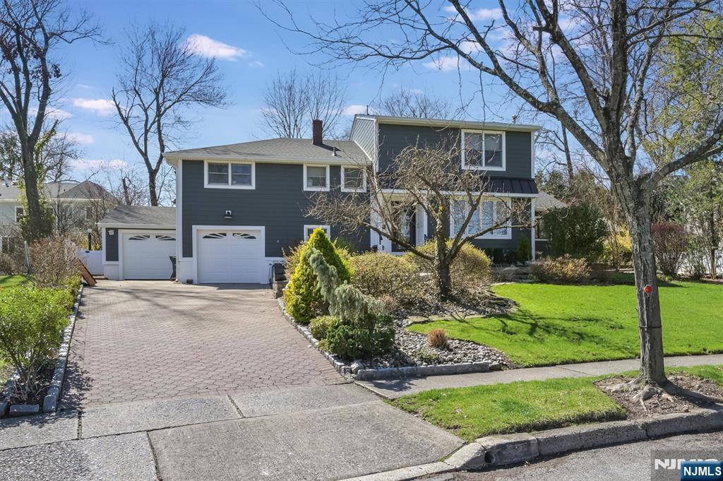 Property Photo: 52 Gaynor Place NJ 07452