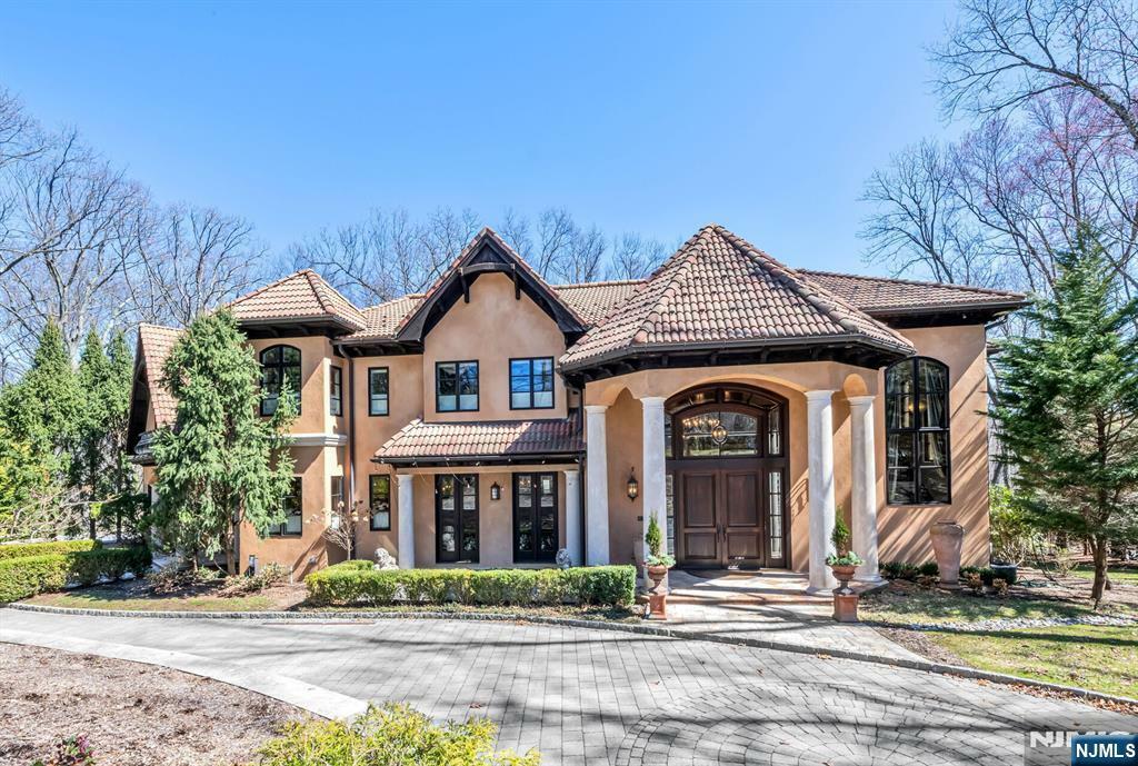 Property Photo: 711 Dakota Trail NJ 07417