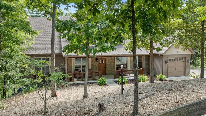 Property Photo:  35 Deddington Drive  AR 72714 