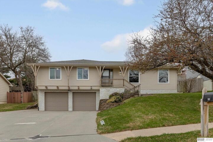 2905 Lynnwood Drive  Bellevue NE 68123 photo
