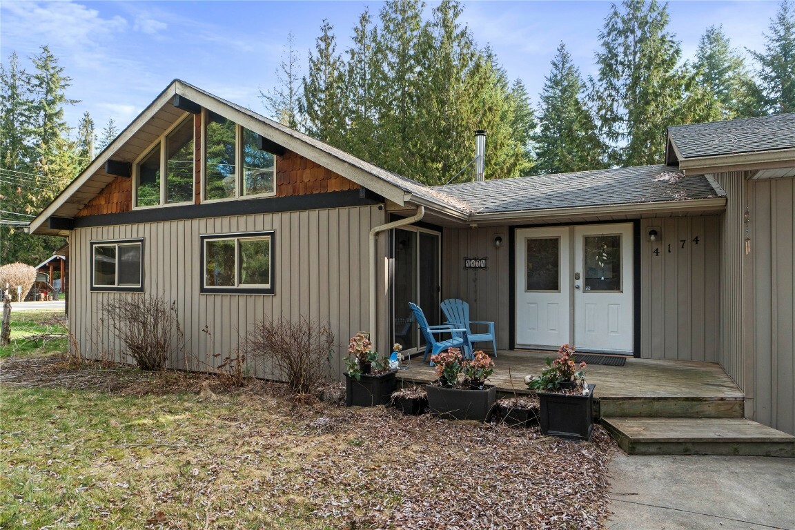 4174 Ashe Crescent  Scotch Creek BC V0E 1M5 photo