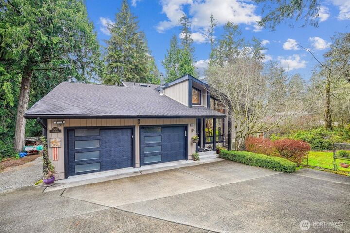 Property Photo: 10010 Selma Circle WA 98303