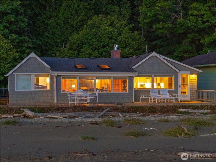 Property Photo:  4942  West Shore Road  WA 98221 