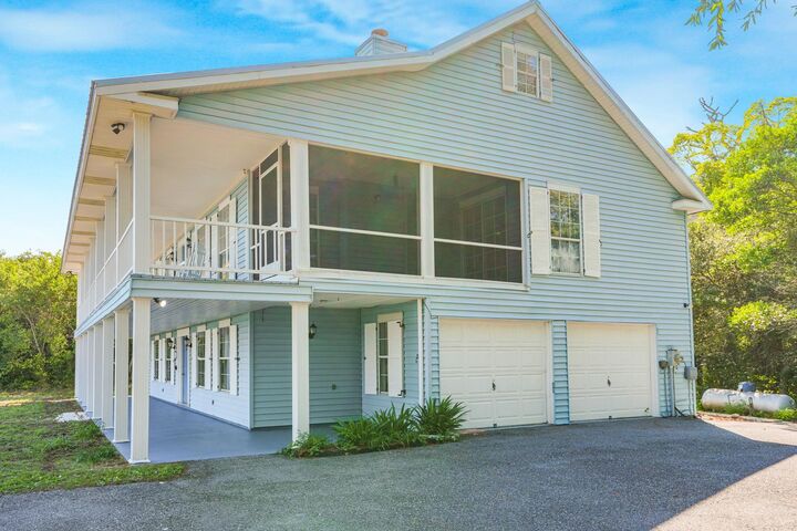 Property Photo:  1617 E Highway 98  FL 32322 