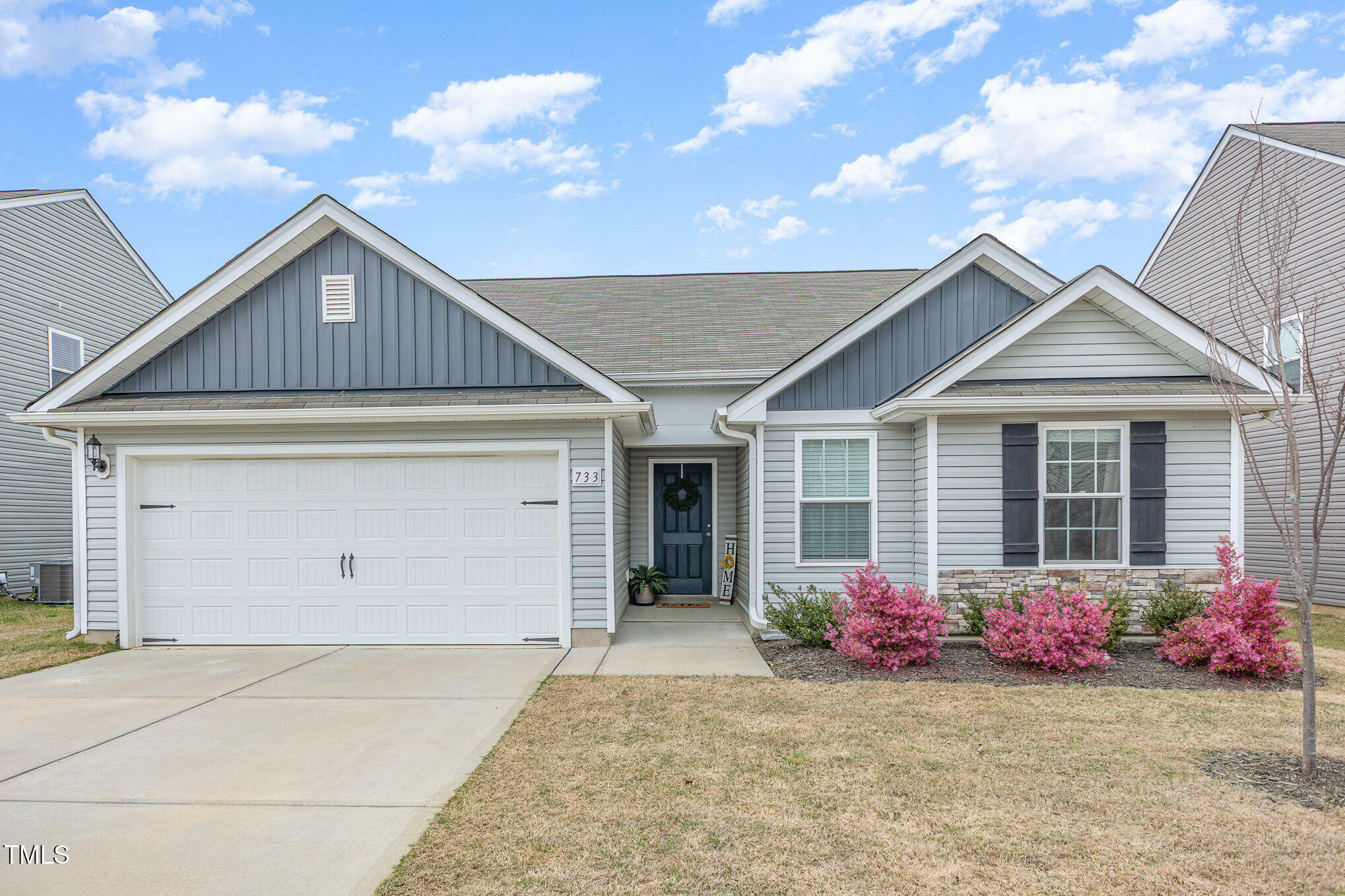 Property Photo: 733 Frosty Way NC 27597