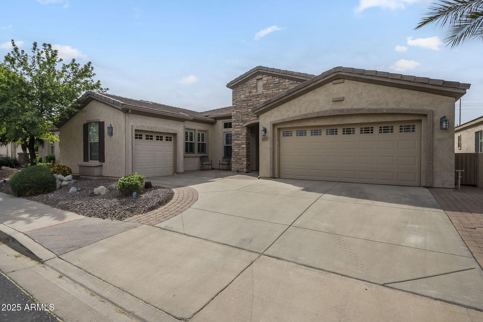 Property Photo: 4497 E Ficus Way AZ 85298