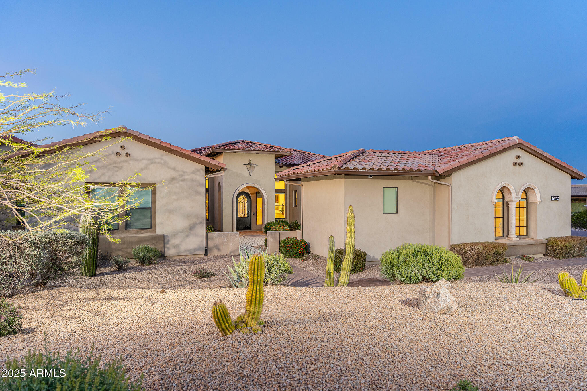 Property Photo:  12042 E Cavedale Drive  AZ 85262 