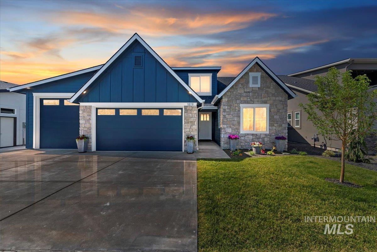 Property Photo: 1819 E Jade Creek Lane ID 83616