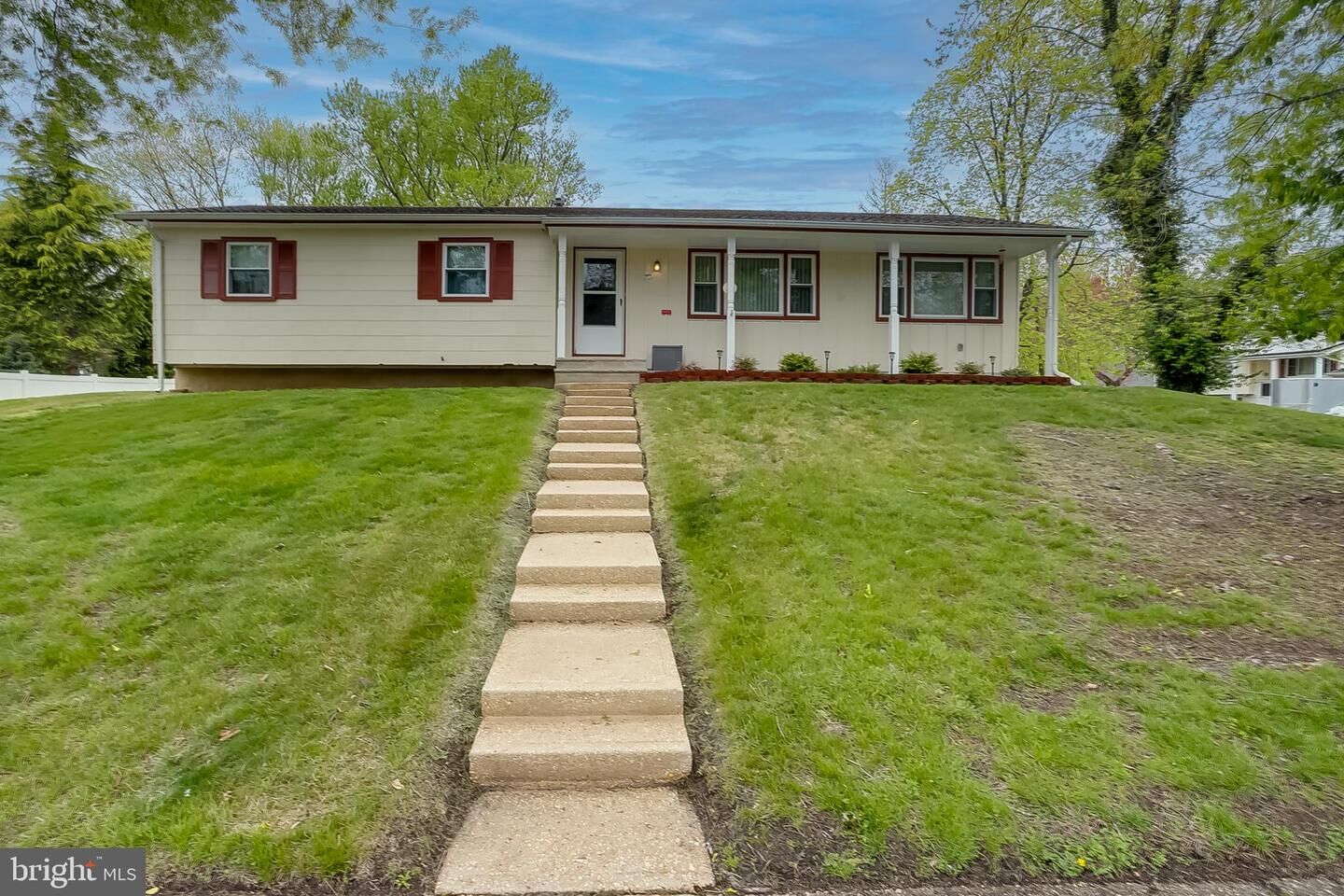 Property Photo: 8 Neal Street NJ 08527