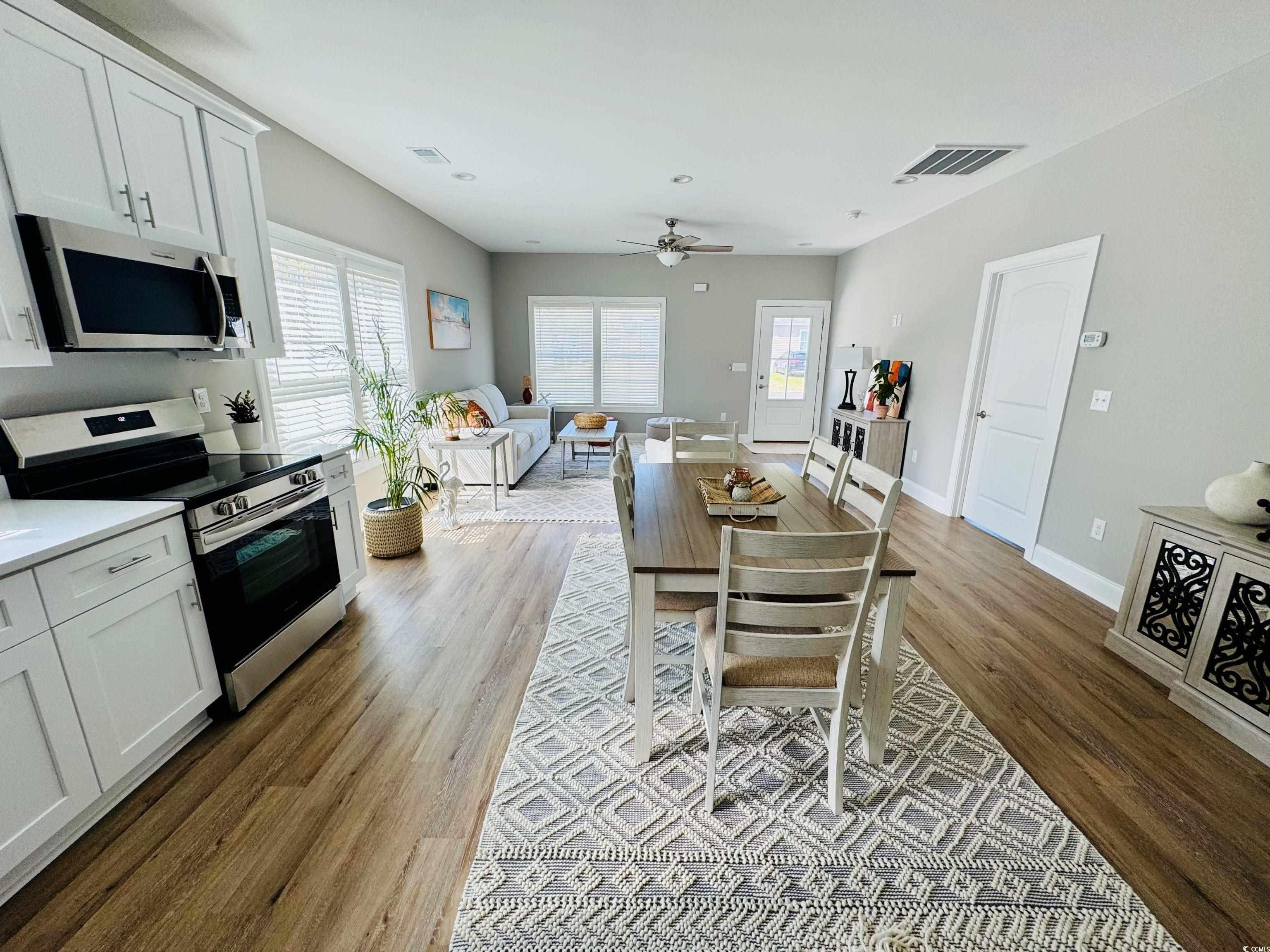 Property Photo:  2604 Willow St.  SC 29582 