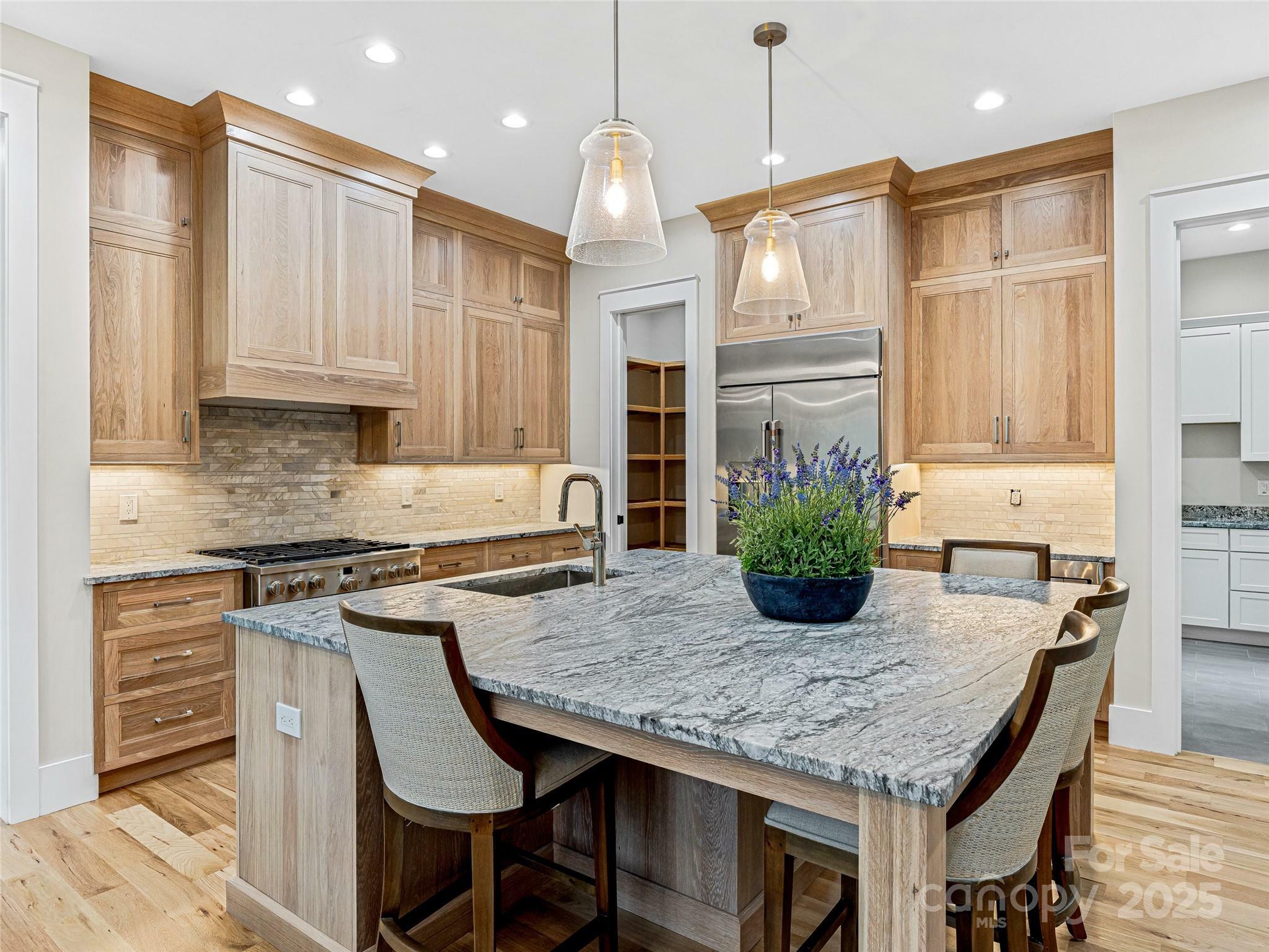 Property Photo: 435 Barrington Drive 108 NC 28803