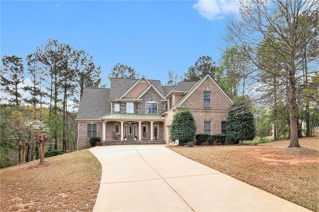 Property Photo: 7497 Treehouse Court GA 30135