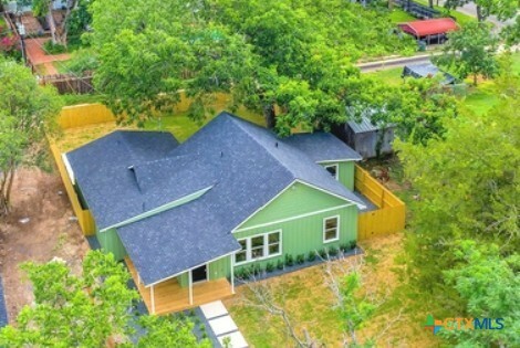 Property Photo:  806 21st Street  TX 78861 