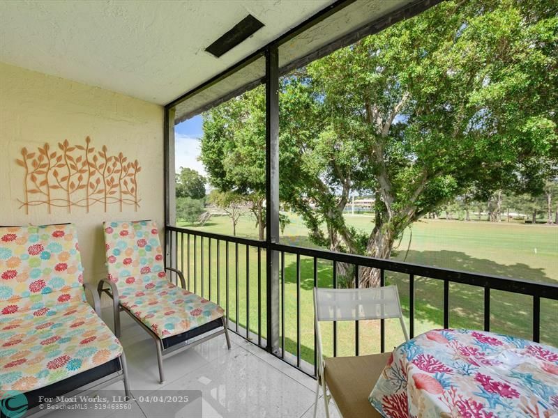 Property Photo: 9300 N Hollybrook Lake Dr 303 FL 33025