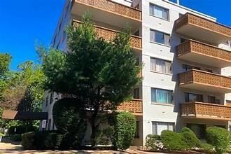 1375 River Rd 1A  Edgewater NJ 07020 photo