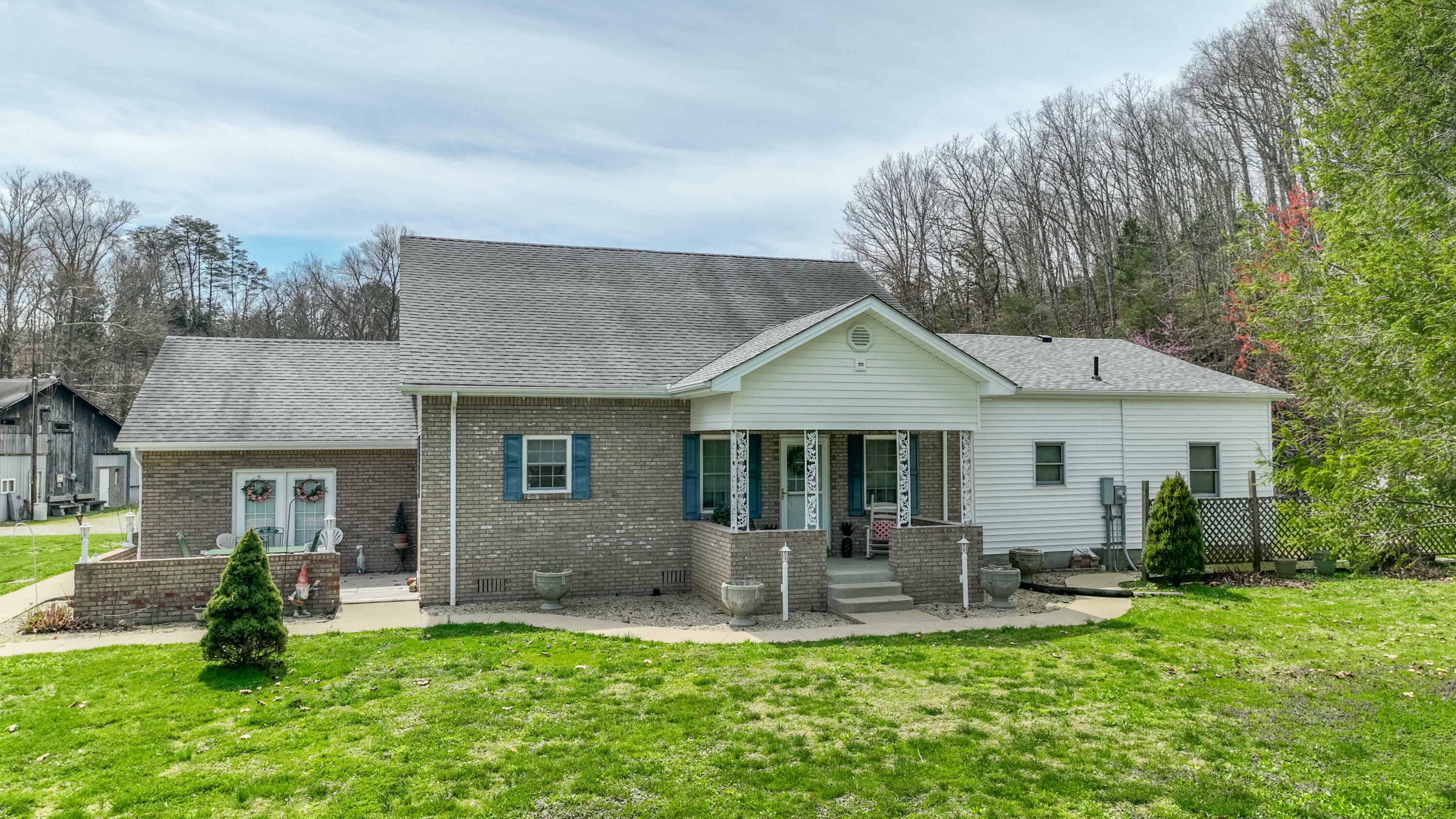 75 Little Hurricane Branch Road Road  Mt Vernon KY 40456 photo