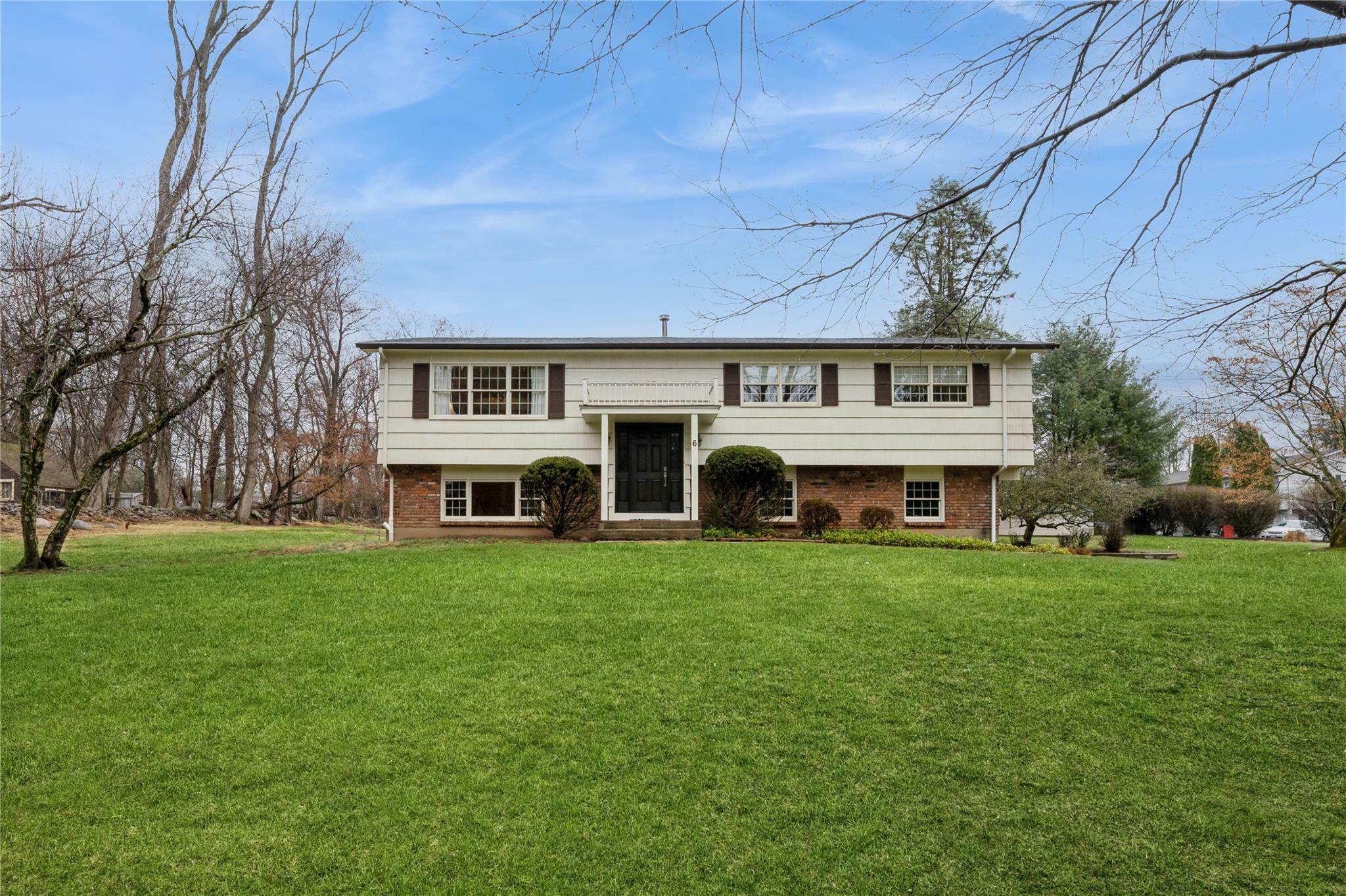 6 Hampton Road  Airmont NY 10901 photo