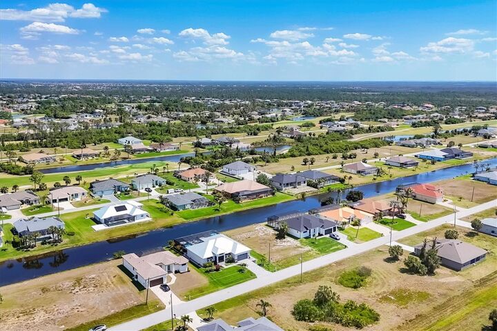 Property Photo: 226 W Pine Valley Lane FL 33947