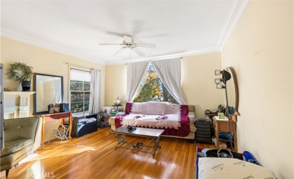 Property Photo:  309 Lincoln Avenue 309  CA 91767 