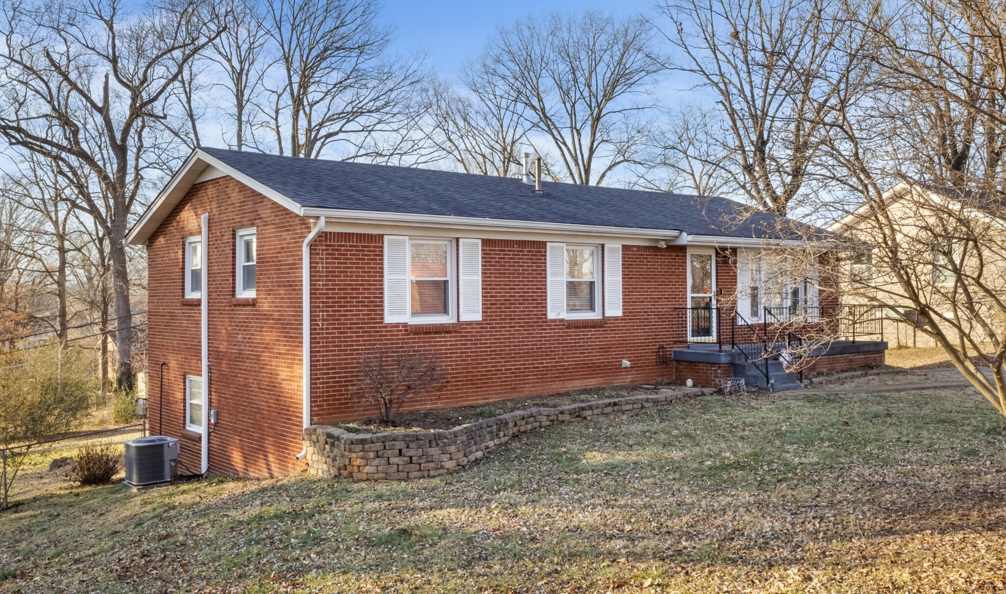 Property Photo:  109 Preston Dr  TN 37042 