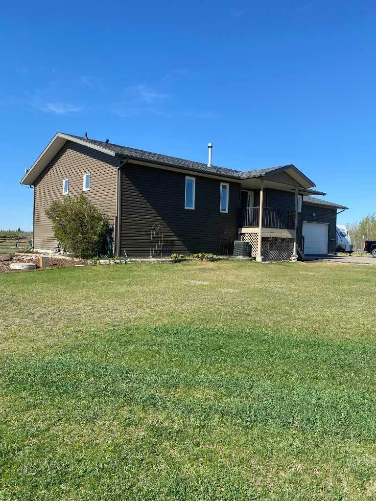 Property Photo: 262009 Township Rd 422 AB T4J 1R3