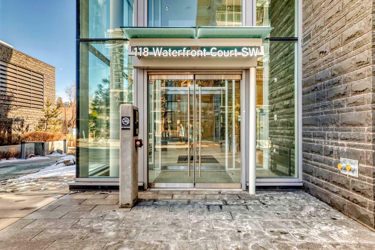 Property Photo: 118 Waterfront Court SW 807 AB T2P 1K8