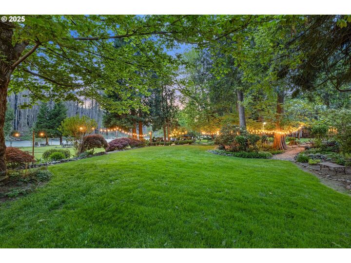 Property Photo:  49198 McKenzie Hwy  OR 97488 