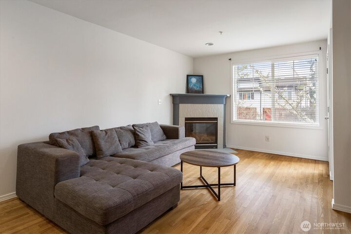 Property Photo:  12019  32nd Avenue NE B  WA 98125 