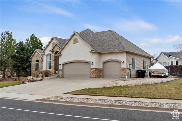 Property Photo: 2071 E View Dr UT 84405