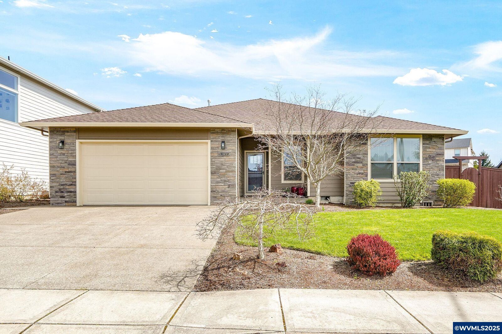 Property Photo: 1832 Rainsong Dr NW OR 97304