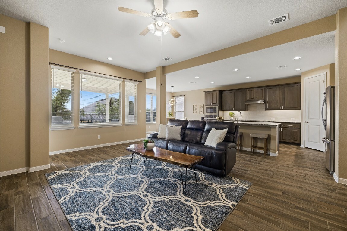 Property Photo: 129 Scenic Hills Circle TX 78628