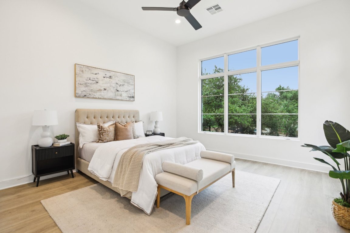 Property Photo:  806 Flint Ridge Trail  TX 78628 