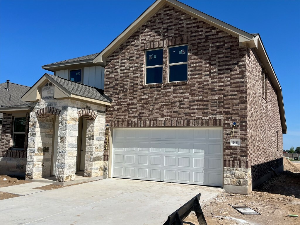 Property Photo: 2441 Walking Y Road TX 78633