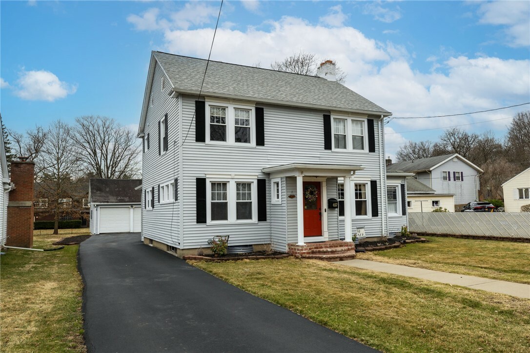 657 Elizabeth St.  Elmira NY 14905 photo