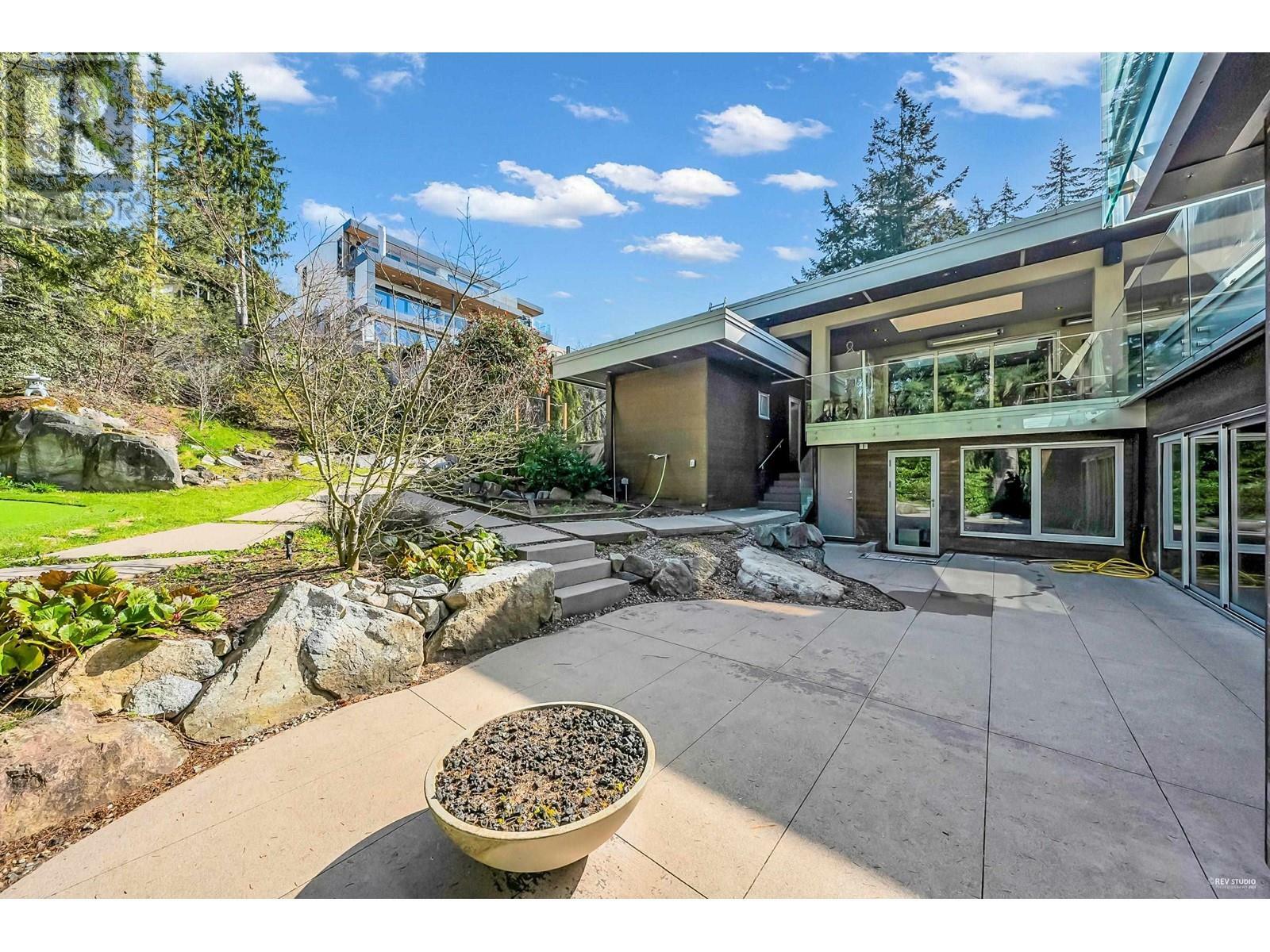 Property Photo: 3865 Southridge Avenue BC V7V 3H9