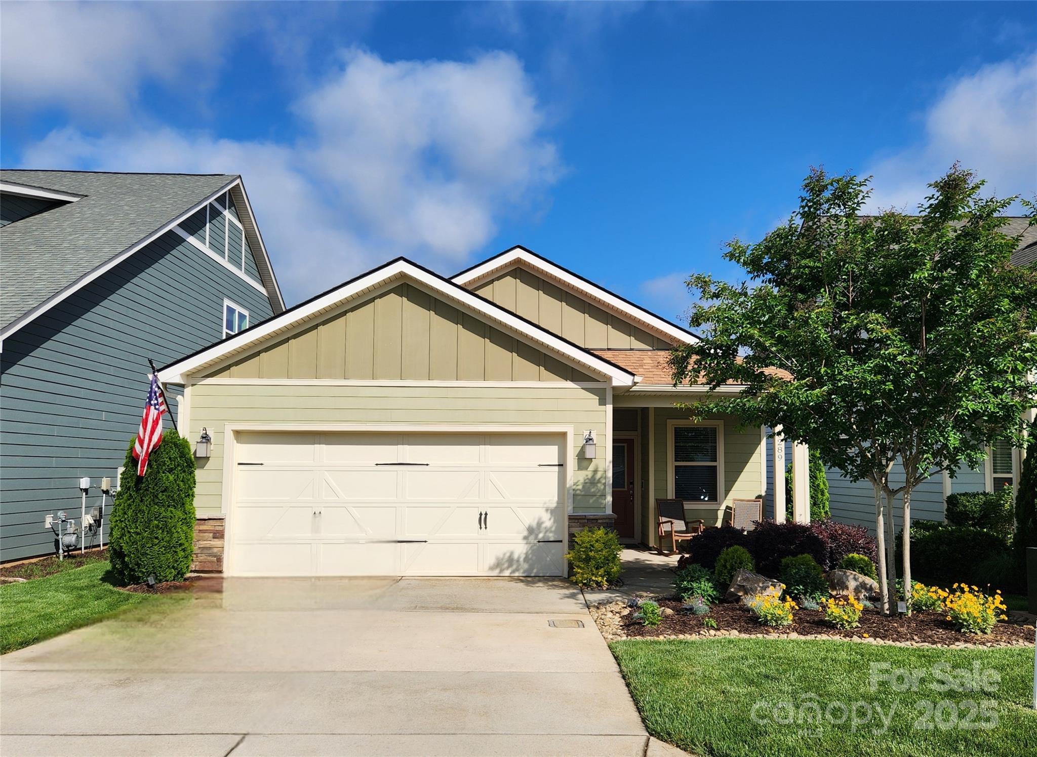 Property Photo: 6289 Raven Rock Drive NC 28037