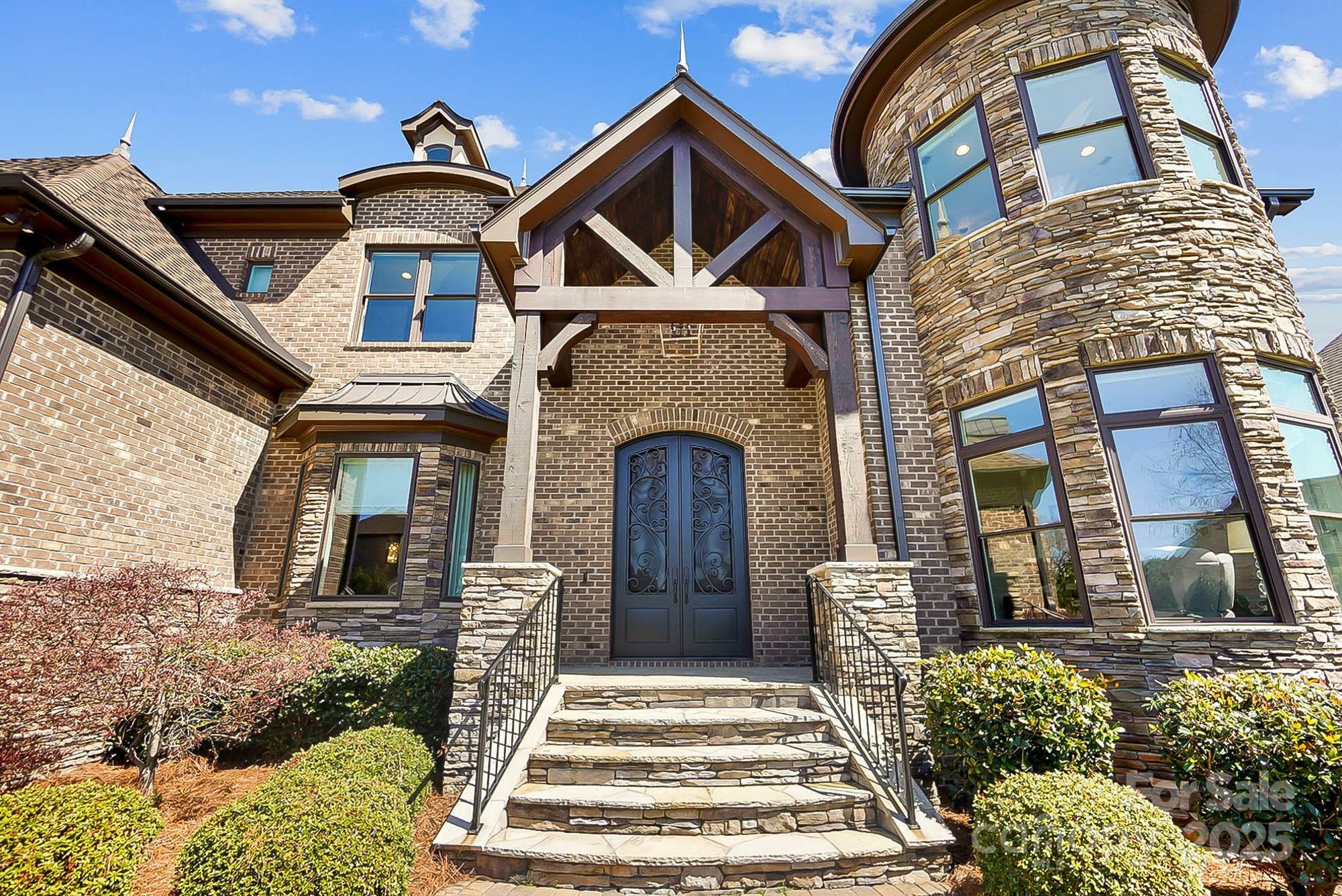 Property Photo:  1311 Sunnys Halo Lane  NC 28173 