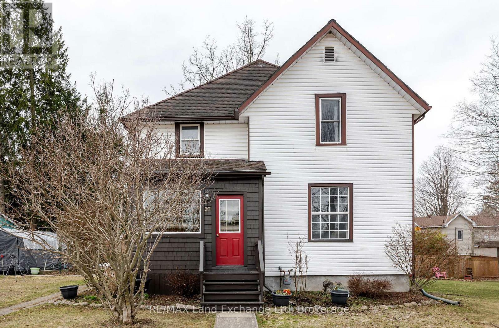 90 Alfred Street East  North Huron (Wingham) ON N0G 2W0 photo