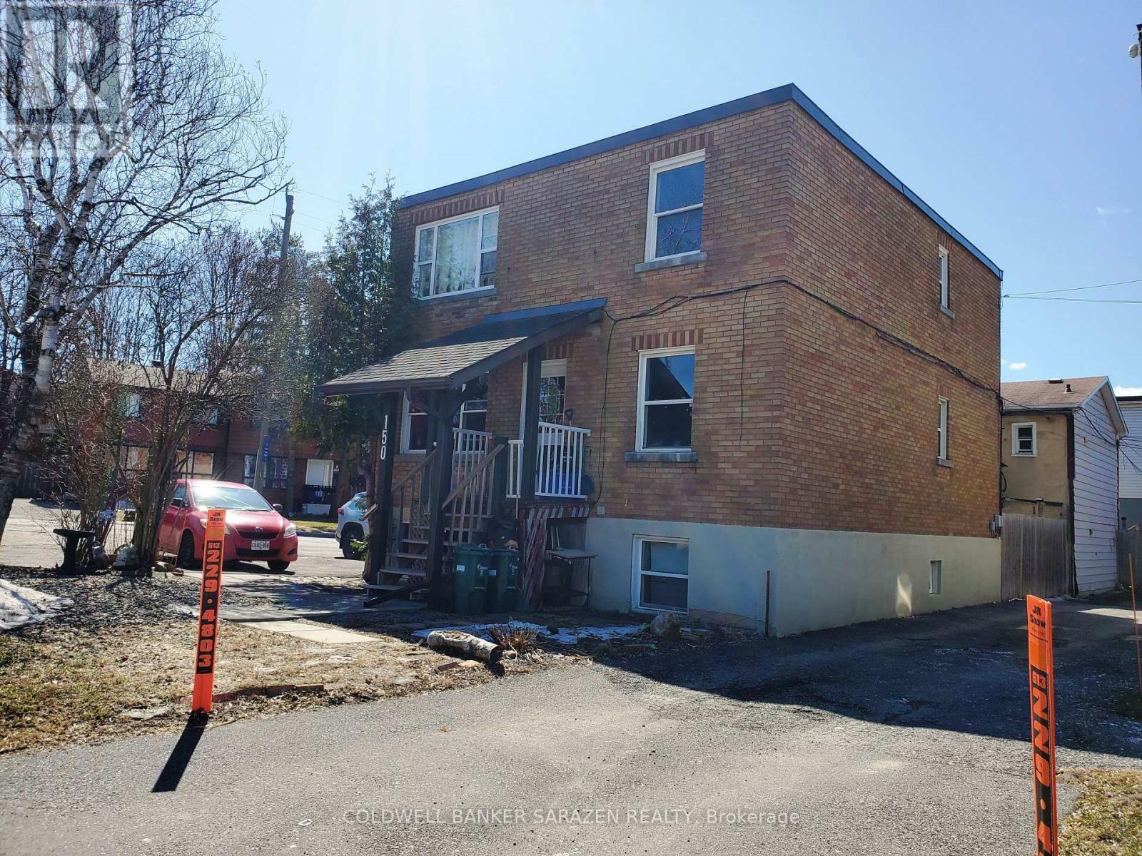 Photo de la propriété: 195 Peres Blancs Avenue ON K1L 7M2