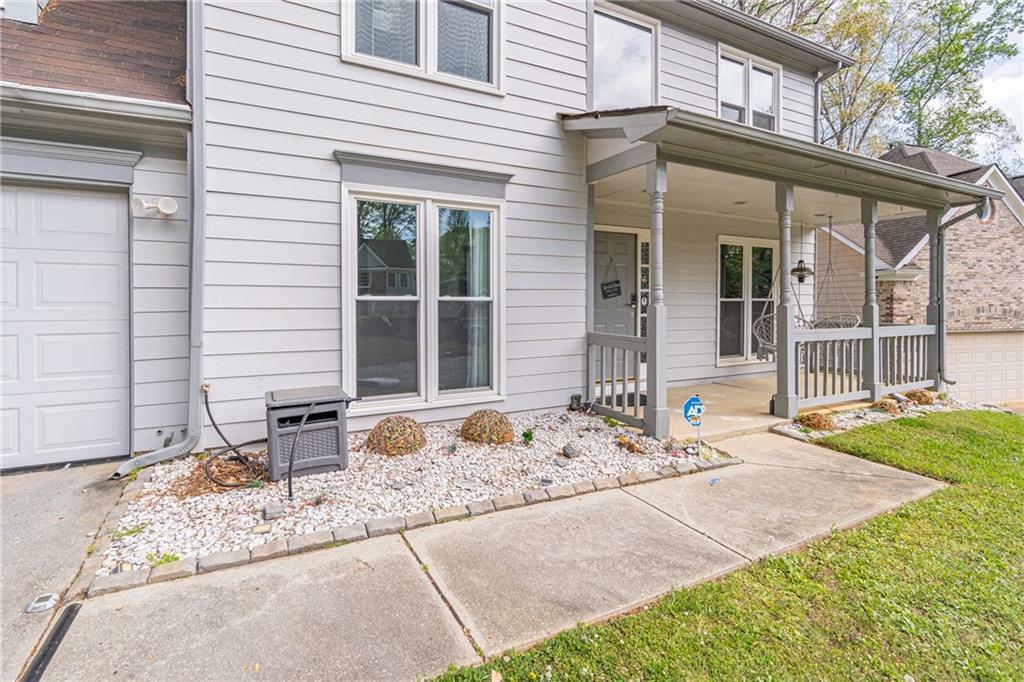 Property Photo: 539 Riverbirch Trace GA 30087