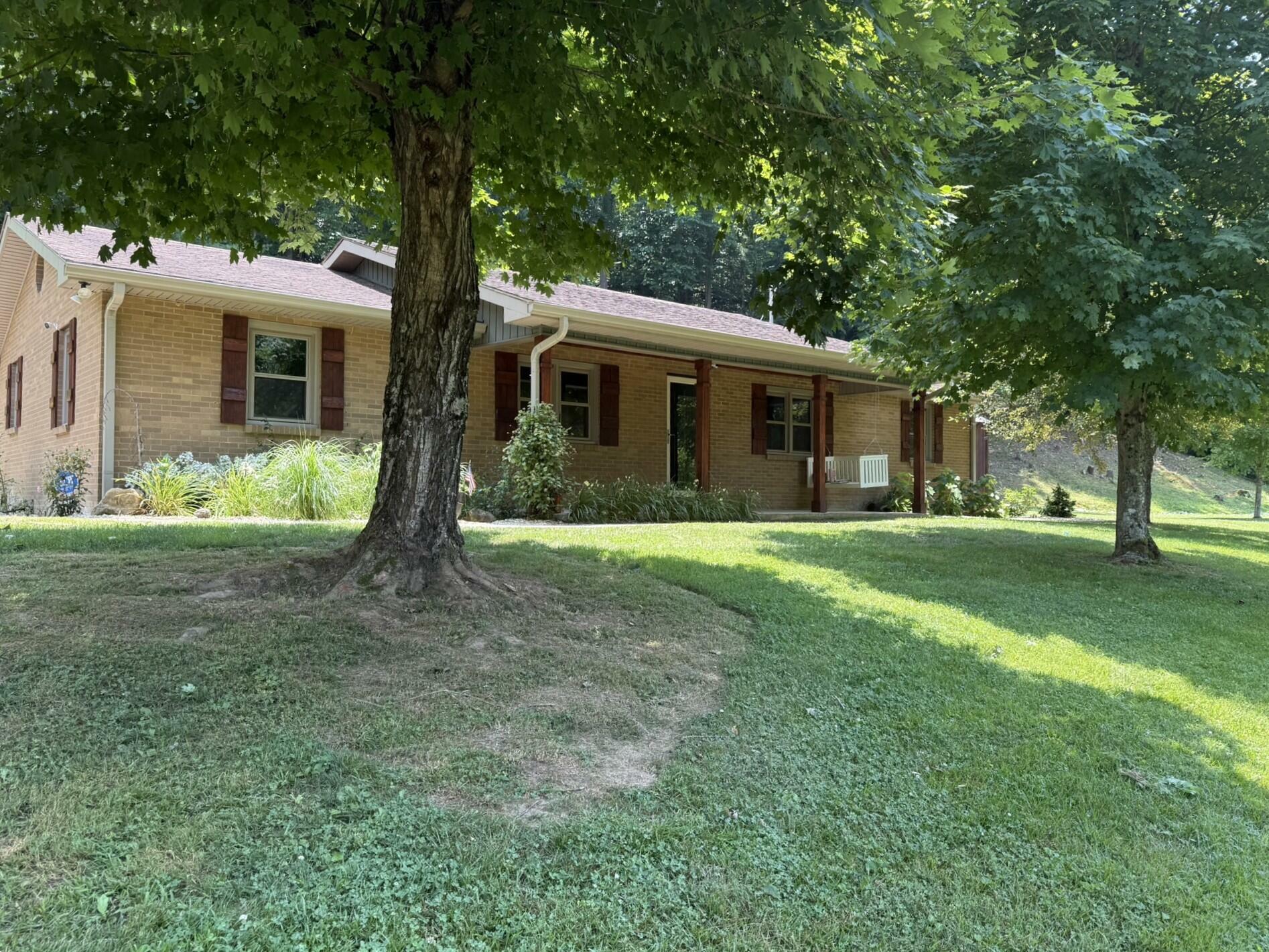 Property Photo: 741 South Highway 89 KY 40447