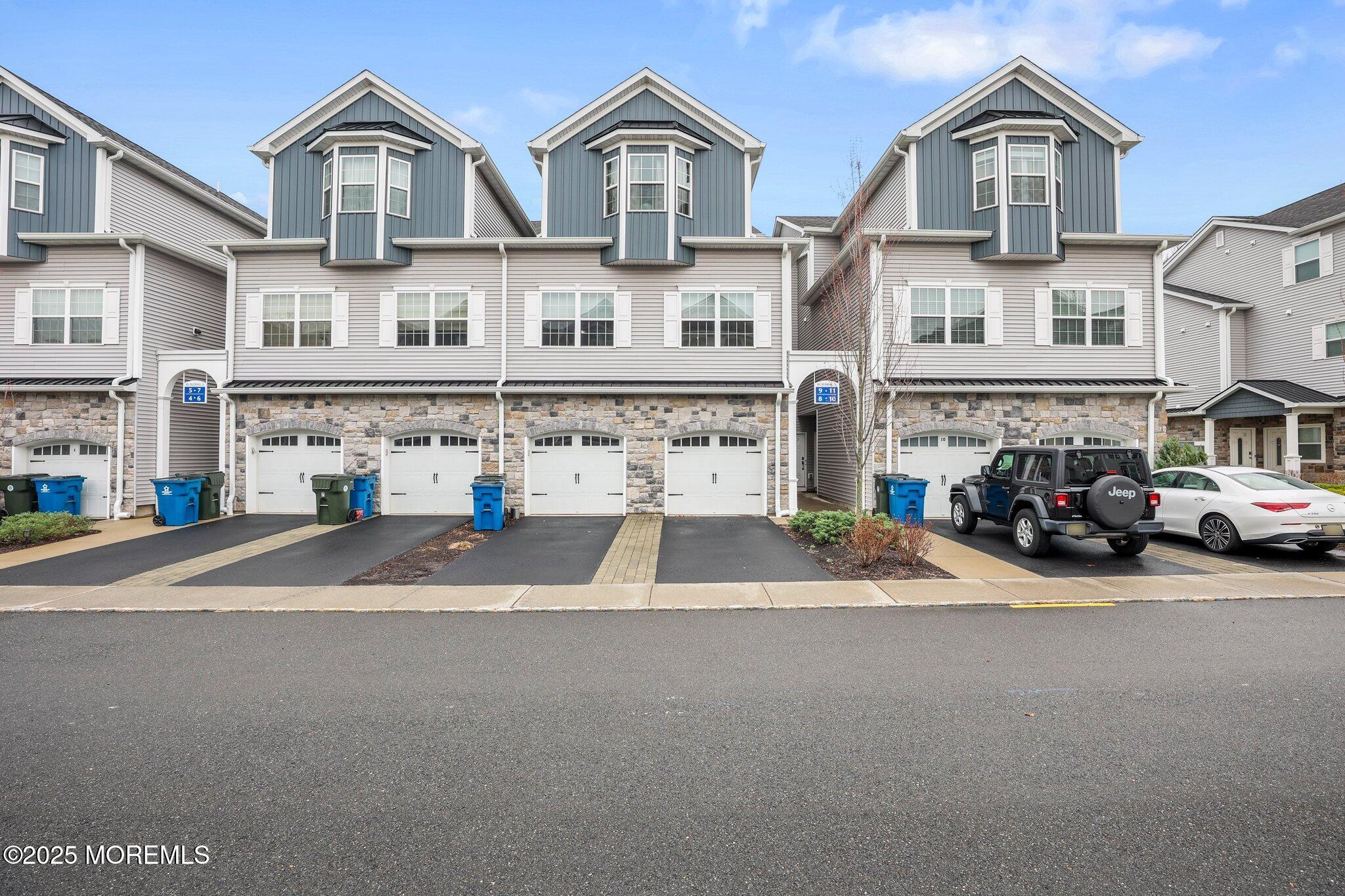 8 Emily Court  Hazlet NJ 07730 photo