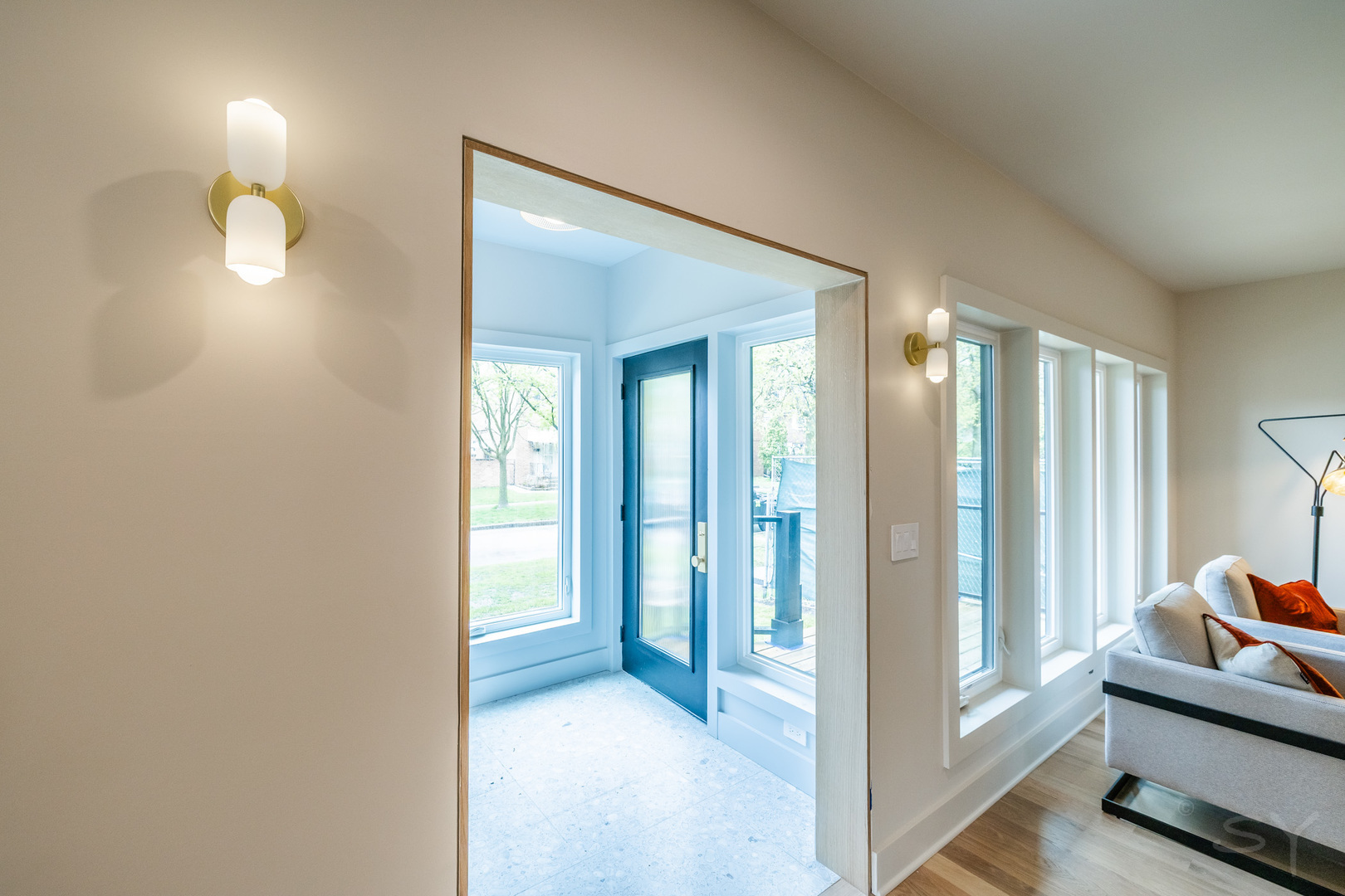 Property Photo: 2715 Reese Avenue IL 60201
