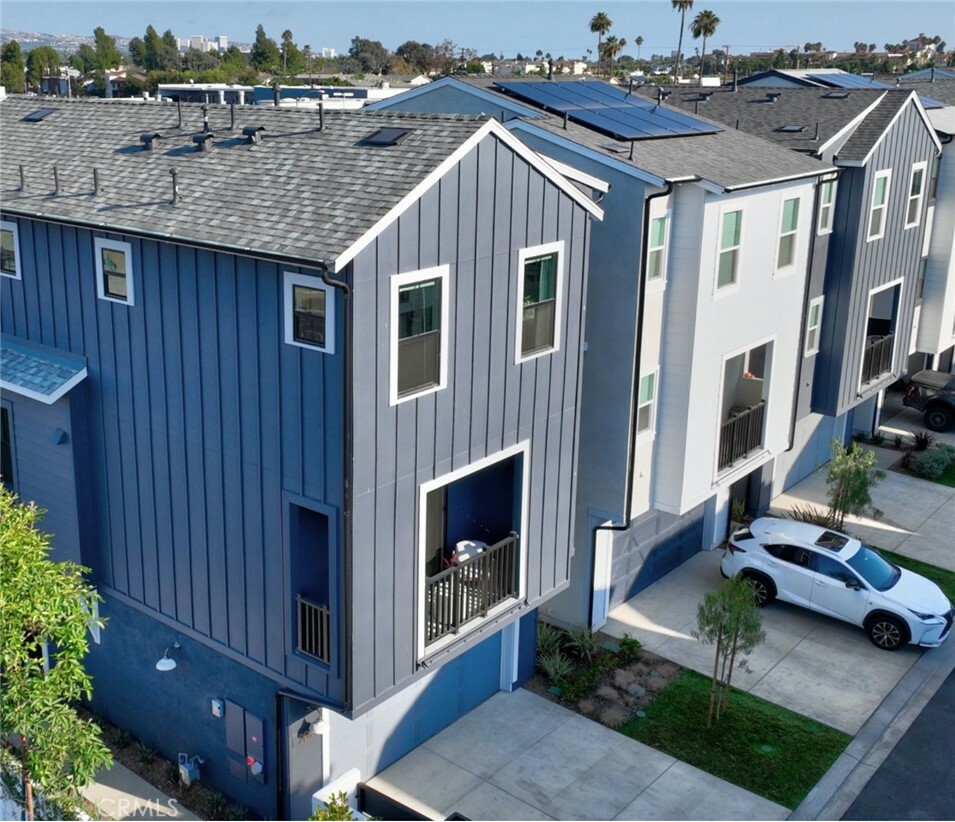 Property Photo: 2096 Caleigh Ln CA 92627