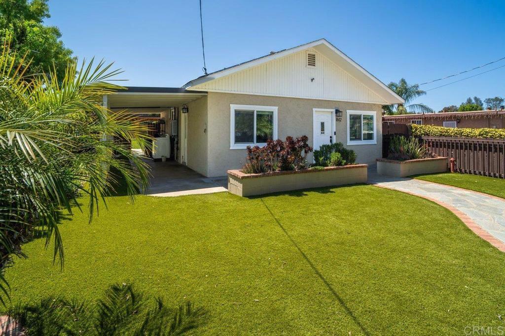 Property Photo:  1612 Hanson Ln  CA 92065 