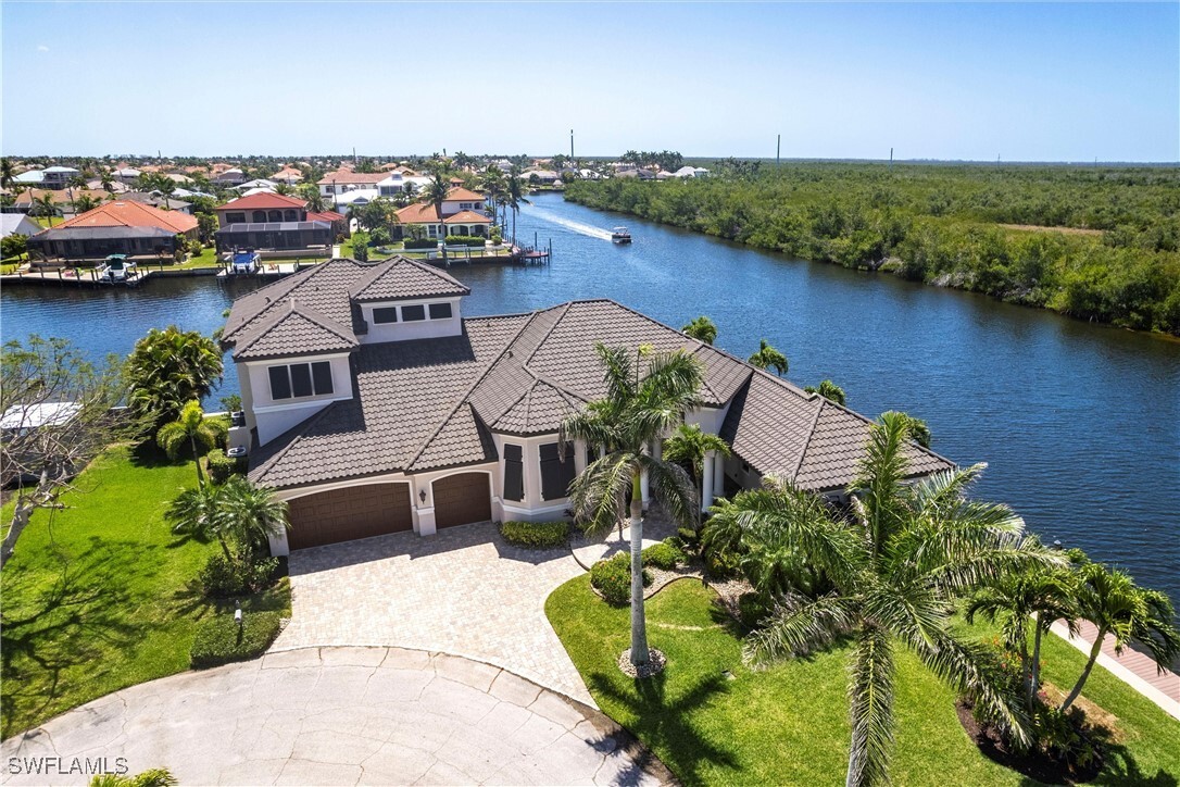 2832 SW 45th Street  Cape Coral FL 33914 photo