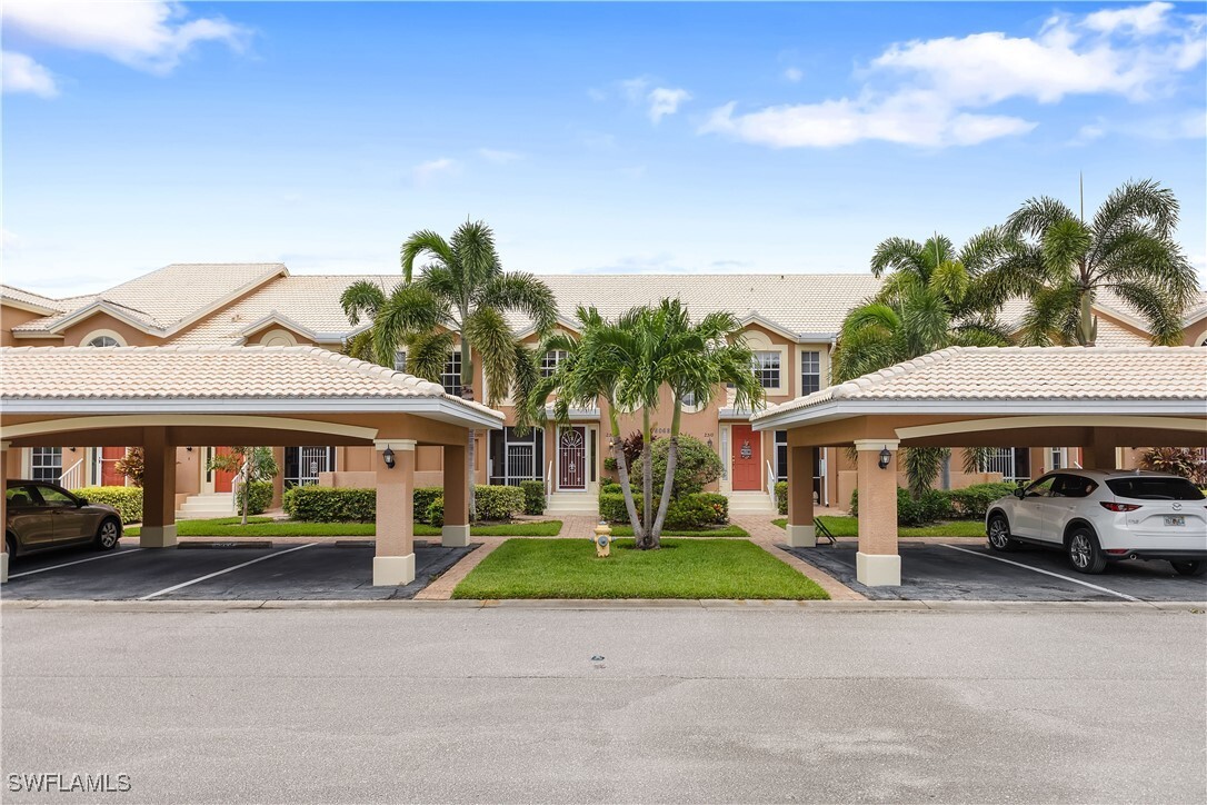 Property Photo: 28068 Cavendish Court 2309 FL 34135