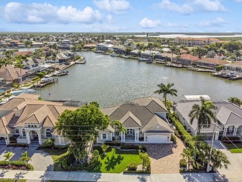Property Photo: 61 N Barfield Dr FL 34145