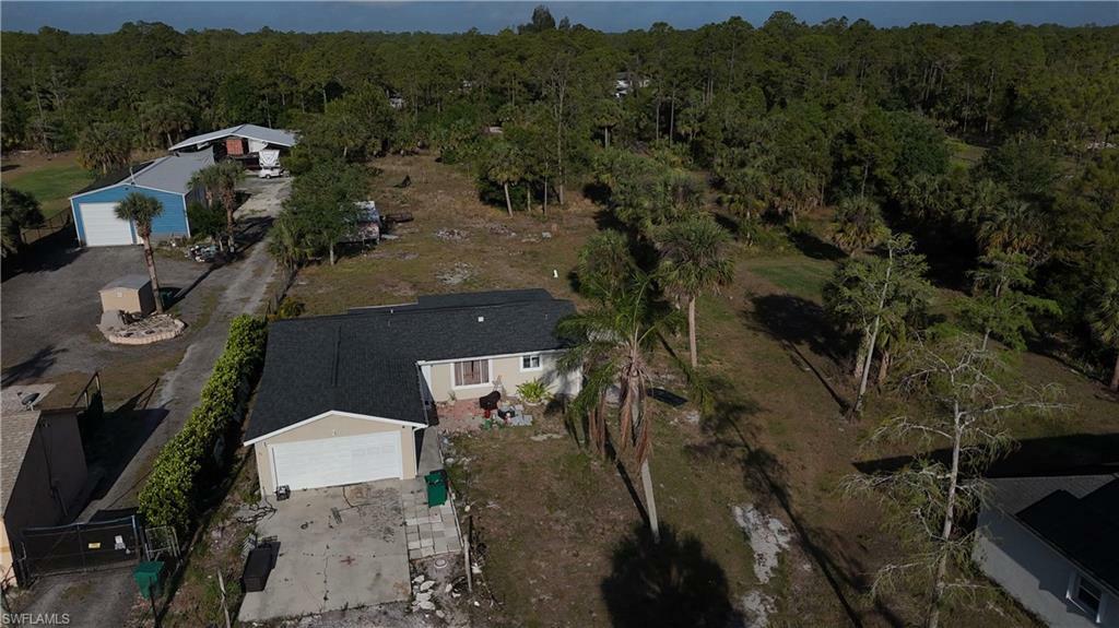 Property Photo: 171 14th St SE FL 34117